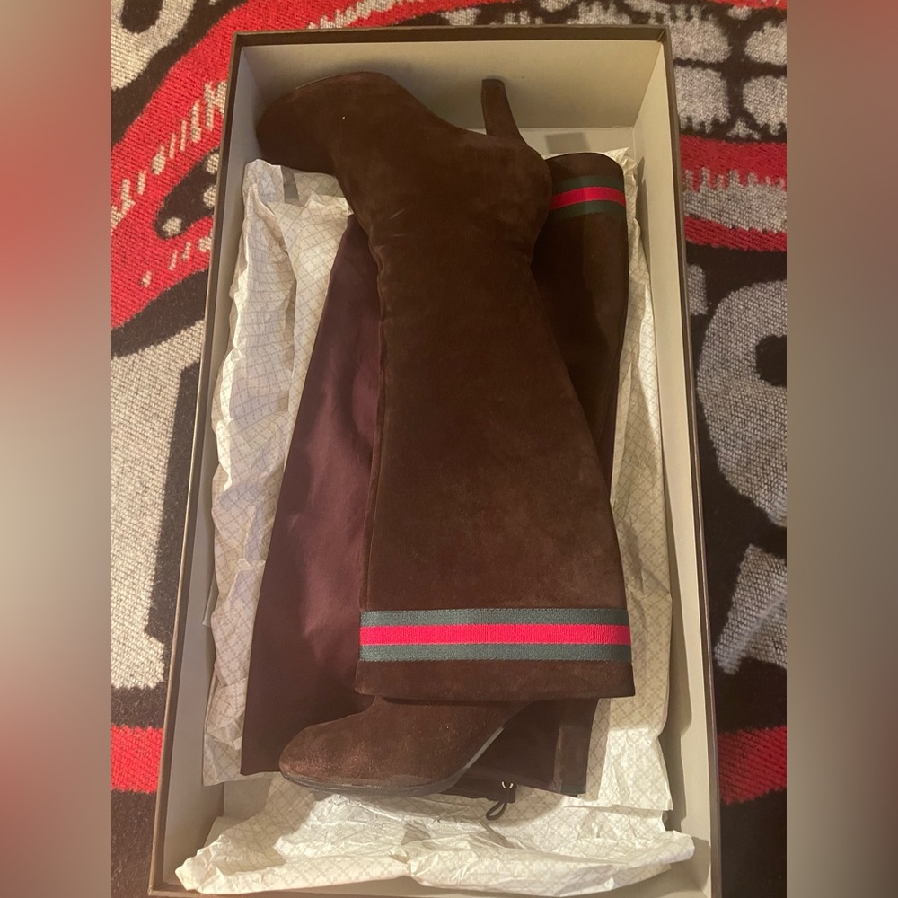 Brown Suede/NS Nylon Gucci heeled boots size 36.